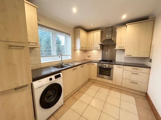 Hastings Road, Stouden Park - Photo 1