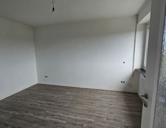 Wohnen mit Weitblick - Schöne 1,5-Zimmer Wohnung in der 12. Etage - Foto 1