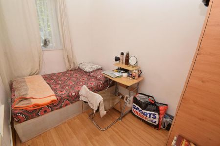 4 bedroom house to rent - Photo 5