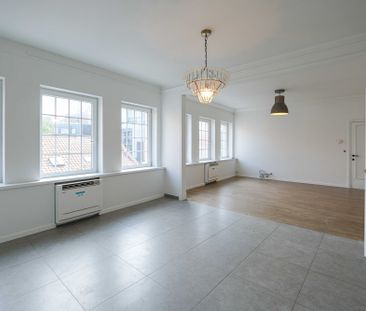 Ruim vernieuwd appartement centrum Kortrijk - Photo 6