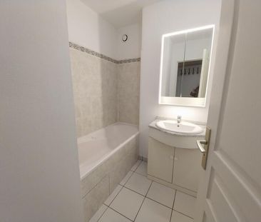 Location Appartement 3 pièces 63m² ORLEANS 45000 - Photo 5