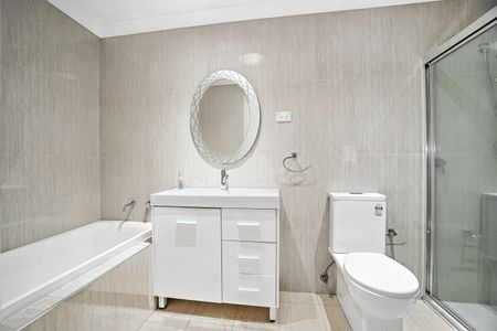 22 Australis Drive, Ropes Crossing NSW 2760 - Townhouse For Rent | Domain - Photo 4