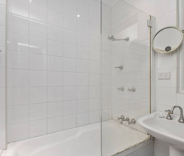 18/3 Ward Avenue, Potts Point NSW 2011 - Apartment For Rent | Domain - Photo 3