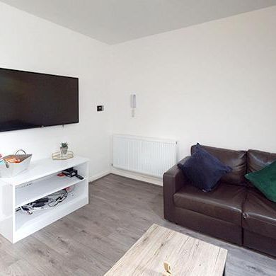 5 bedroom house to rent - Photo 1