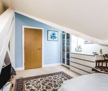 2 bedroom apartment to rent The Vulcan, Gunwharf Quays, PO1 - Photo 5