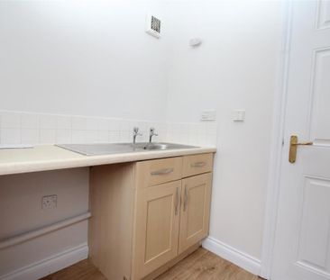 3 bedroom townhouse to rent - Photo 3