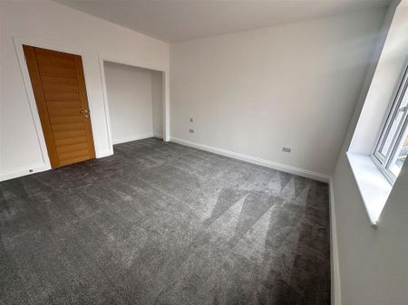 3 bedroom detached house to rent - Photo 2