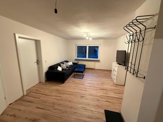 Neu sanierte ruhige möblierte 2Zimmer ELW - Photo 1