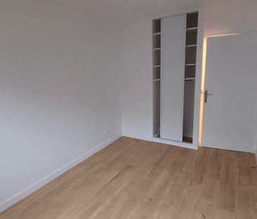 location Appartement T4 DE 86.6m² À PARIS - Photo 5