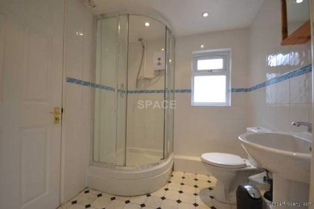 1 bedroom property to rent in Reading - Photo 5