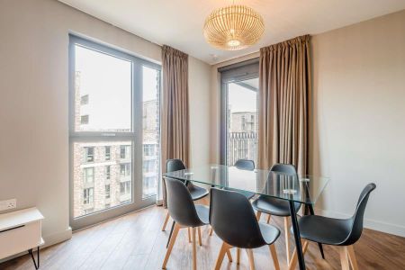 3 bedroom apartment to rent - Photo 4