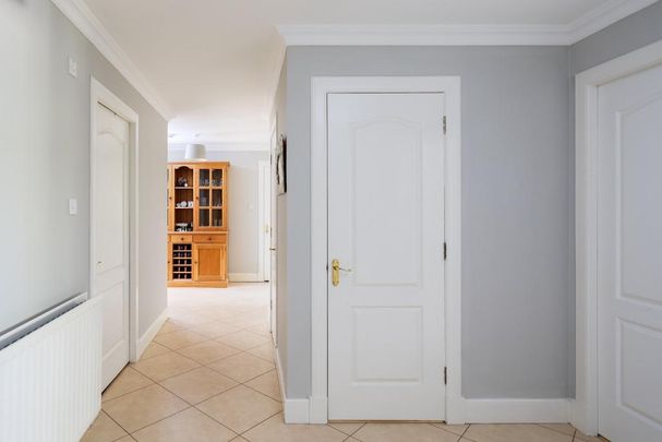 3 bedroom flat to rent - Photo 1