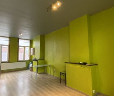 Appartement te huur in Tournai voor € 450 met 1 slaapkamer - Photo 4