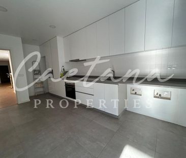 3 room luxury Flat for rent in Oeiras, Lisbon - Photo 3