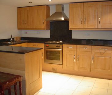 Flat 1 15-17, Edge Lane, Manchester, M21 - Photo 1