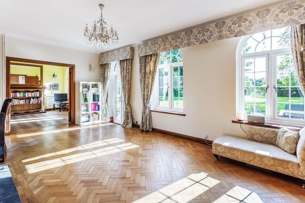 6 bedroom detached house to rent - Photo 1