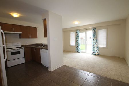 44 Waterford Drive - Photo 2