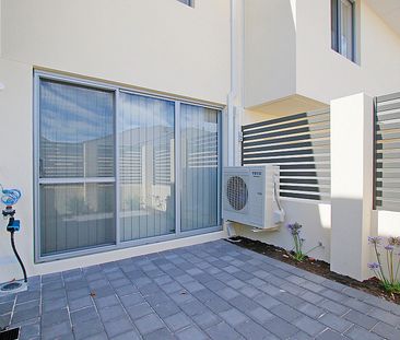 35B Apara Way, Nollamara WA 6061 - Photo 4