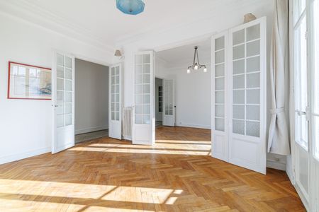 Location Appartement 3 pièces 93m² NICE 06000 - Photo 2