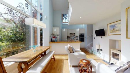 2 bedroom detached house to rent - Photo 3