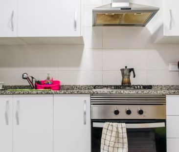 Room in a shared 3-bedroom apartment for rent in Aiora, Valencia, all bills included - Foto 2