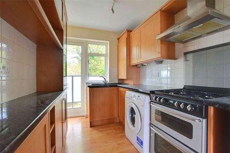 Riverview Heights, Eglinton Hill, Shooters Hill, London, SE18 - Photo 5