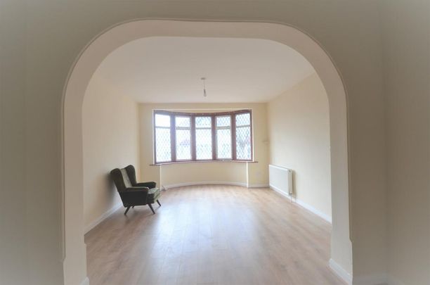 4 bedroom terraced house to rent - Photo 1