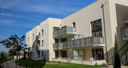 location Appartement T2 DE 43.3m² À BLAGNAC - Photo 2