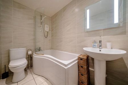 1 bedroom apartment to rent - Photo 3