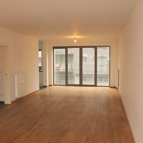 Appartement te huur - Photo 1