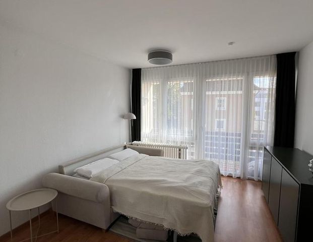 Neu renovierte 1-Zimmer Wohnung voll möbliert, neue EBK und Balkon - Foto 1