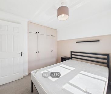 3 bedroom property to rent - Photo 3