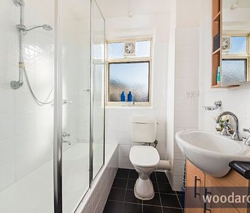 Fresh One Bedroom, Ground Floor Beauty! - Photo 6