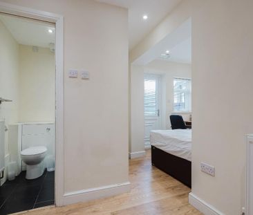 7 bedroom terraced house to rent - Photo 5