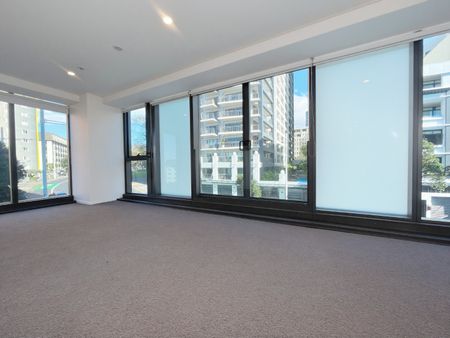 Newly renovated spacious ONE BEDROOM with Bonus Living - Photo 2