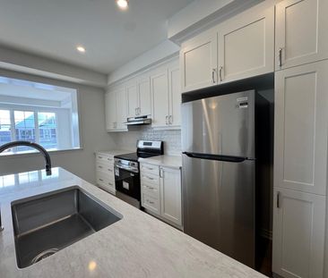 For Lease - 104 Azure Drive, Markham, Ontario - Photo 5