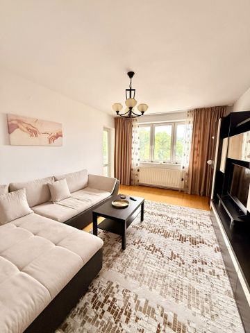 Inchiriere Apartament 3 Camere Centrul Civic zona Afi pet Friendly cu parcare - Photo 4