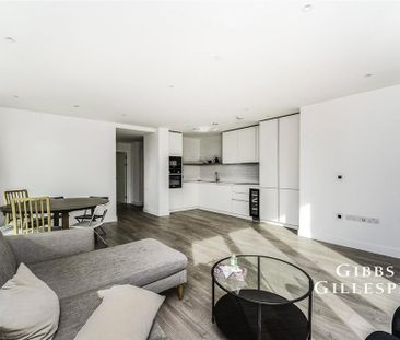 3 bedroom flat to rent - Photo 1