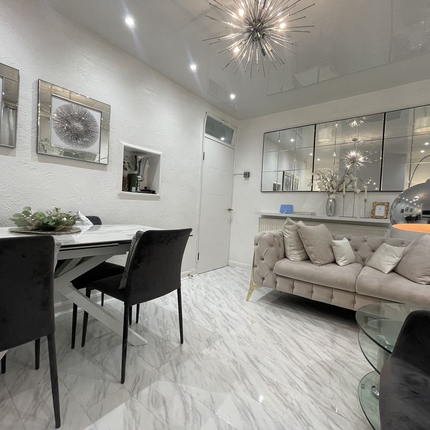 1 Bed Flat, Robert Sutton House, E1 - Photo 1