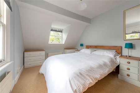 4 bedroom terraced house to rent - Photo 3