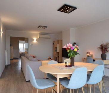 Appartement te huur in Roeselare voor € 645 met 1 slaapkamer - Photo 2