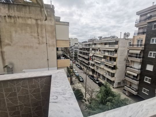 Διαμέρισμα για ενοικίαση Κέντρο (Χαριλάου) - Photo 1