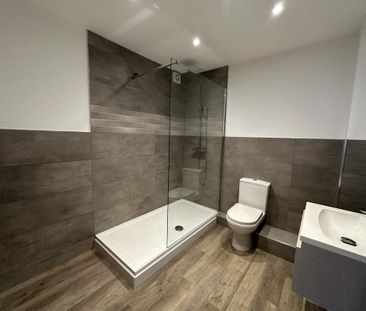 2 bedroom flat to rent - Photo 6