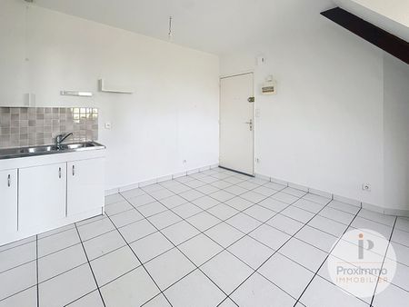 Location Appartement 2 pièces 27m² - Photo 2