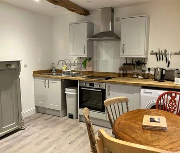 Flat 1, Market Street - Photo 4