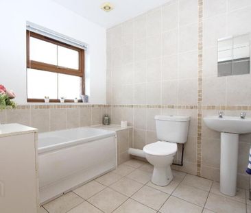 4 Orby Chase, Belfast, BT5 5HF - Photo 3