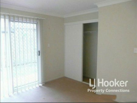 3 Bedroom Townhouse - Includes Pool and Tennis Court! - Photo 3