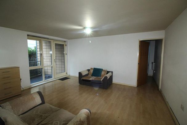 3 bedroom apartment to rent - Photo 1