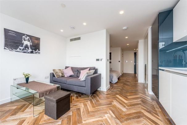 Studio to rent - Photo 1