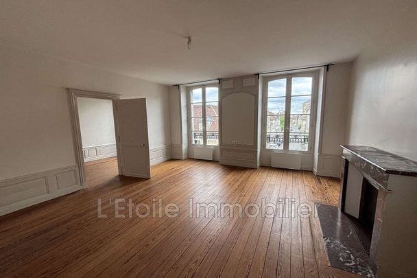 Location Appartement 2 pièces 48m² MORTAGNE AU PERCHE 61400 - Photo 1